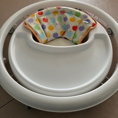 中古　ベビーウォーカー　歩行器の画像
