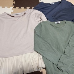 今週中に取りに来れる方300円！レディース服まとめ売り
