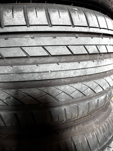 225/35R18 HIFLY  ４本　8分山