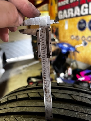 225/35R18 HIFLY  ４本　8分山