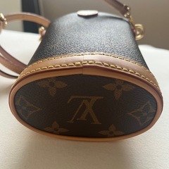 美品LOUIS VUITTONフォールドミーポーチの画像