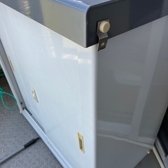 【引き取り限定‼️】鍵2本付き　収納庫　ベランダ　庭　屋外94✖️83✖️49 物置
の画像