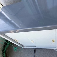 【引き取り限定‼️】鍵2本付き　収納庫　ベランダ　庭　屋外94✖️83✖️49 物置
の画像