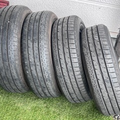 196/65R15