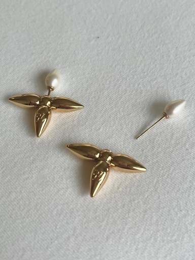 LOUIS VUITTONピアス