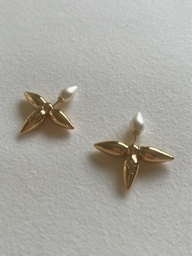 LOUIS VUITTONピアス