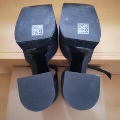 【新品、未使用品】CHARLES & KEITH　サンダルの画像