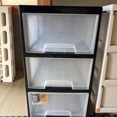 3段衣装ケース