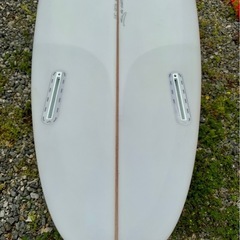 クリステンソン　6'10\"  2回のみ使用美品TWIN TRACKER クリステンソン6'10