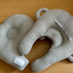 授乳クッション　ほぼ未使用の画像