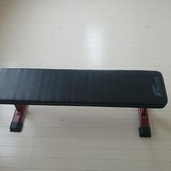 トレーニングベンチ　傷あり