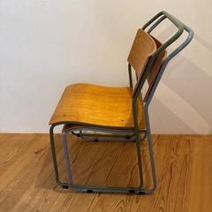 CRASHGATE 関家具　ダイニングチェア
の画像
