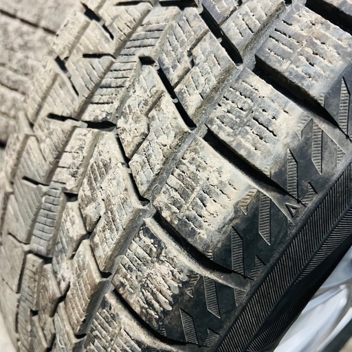 215/65R16スタッドレス　ホイール付き４本セット