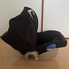 チャイルドシート（〜1歳）ベビーキャリーとしても使用可能 コンビの画像