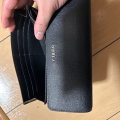 FURLAの長財布の画像