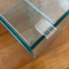 水槽　ガラス　蓋付きの画像
