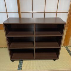 【取引中】キャスター付き3段ボックス（可動可能棚）