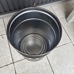 バケツ（座れる❗️クッション付き）の画像