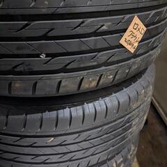 215/60R16クラウンホイール夏タイヤセットの画像