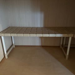 プラスチック収納ラック2つ