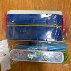 新品　トイストーリー　
2段お弁当箱、カトラリーの画像