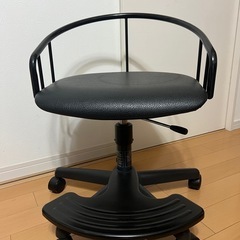 昇降式回転椅子の画像