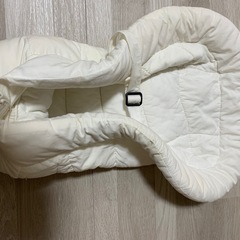 エルゴベビー　インファントインサート　抱っこ紐　新生児からの画像