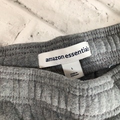 W143 未着用 Amazon essentials スウェット Lサイズ ライトグレー シンプル 無地 アマゾン 現状品の画像