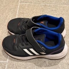 adidas キッズ スニーカー　靴 20センチ 