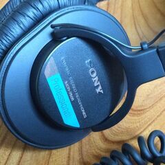 SONY モニターヘッドホン　MDR-7056 Professionalの画像