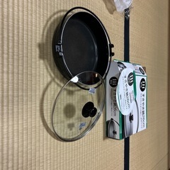 すき焼き鍋の画像