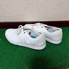 NIKEレディースゴルフシューズ(23.5cm)