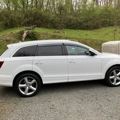 最終値下げ　2011年製　アウディQ7 3.0T S-Line  7人乗り  整備多数の画像