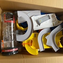 カーズなどの画像