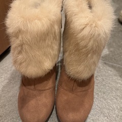 レディース ファー付きショートブーツ