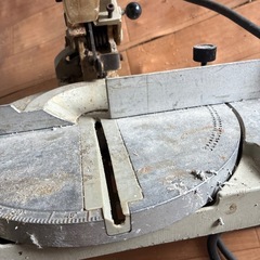 マキタの8型卓上マルノコLS0820の画像