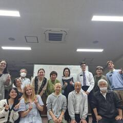 こんにちは！🌞💃私たちはアメリカ人で無料英会話を教えます！