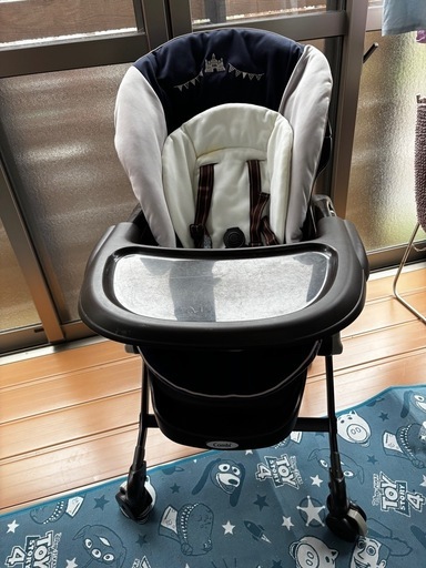 コンビ トイザらス限定 ネムリラ ハイローチェア