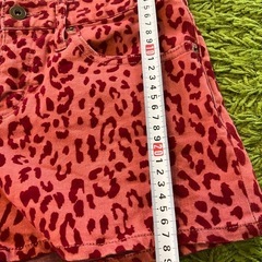 🌸500円商品✖️3つで1000円❗️ GU ショートパンツ アニマル ヒョウ柄 ピンクの画像