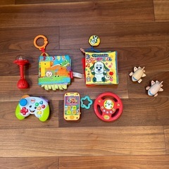 絵本と玩具の画像