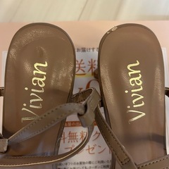 太ヒールサンダルの画像