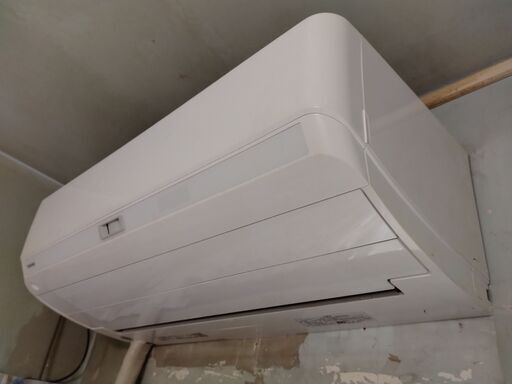 エアコン6畳用東芝RAS-G221ARBK　製造年2021年