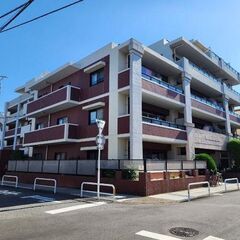 💞行徳駅徒歩10分💞珍しいルーフバルコニー付き💞85㎡の広々ファミリータイプ3SLDK💞最上階角部屋！4方面採光💞独立住戸💞生活環境充実💕 - 市川市