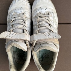野球スパイク　22.5センチ　MIZUNO　