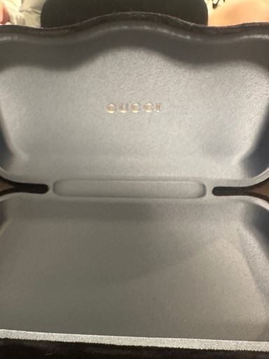 GUCCIサングラス