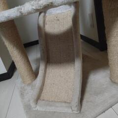 キャットタワーの画像