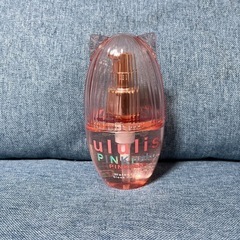 ウルリス　ピンクネコ　ウォーターコンク　スリーク　ヘアオイル