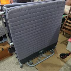電動折り畳みベッド