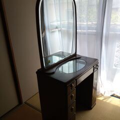 ドレッサー