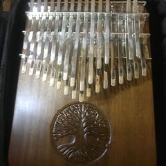 【お取引中】値引きしました！定価12000円のカリンバ　Hlur...
